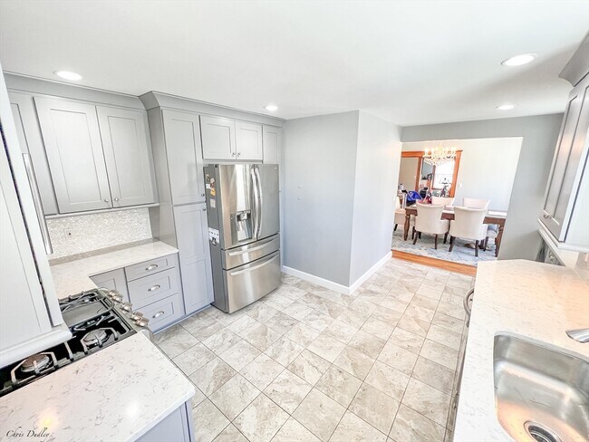 35 Bowdoin St unit 35, Arlington, MA 02474 - photo 7