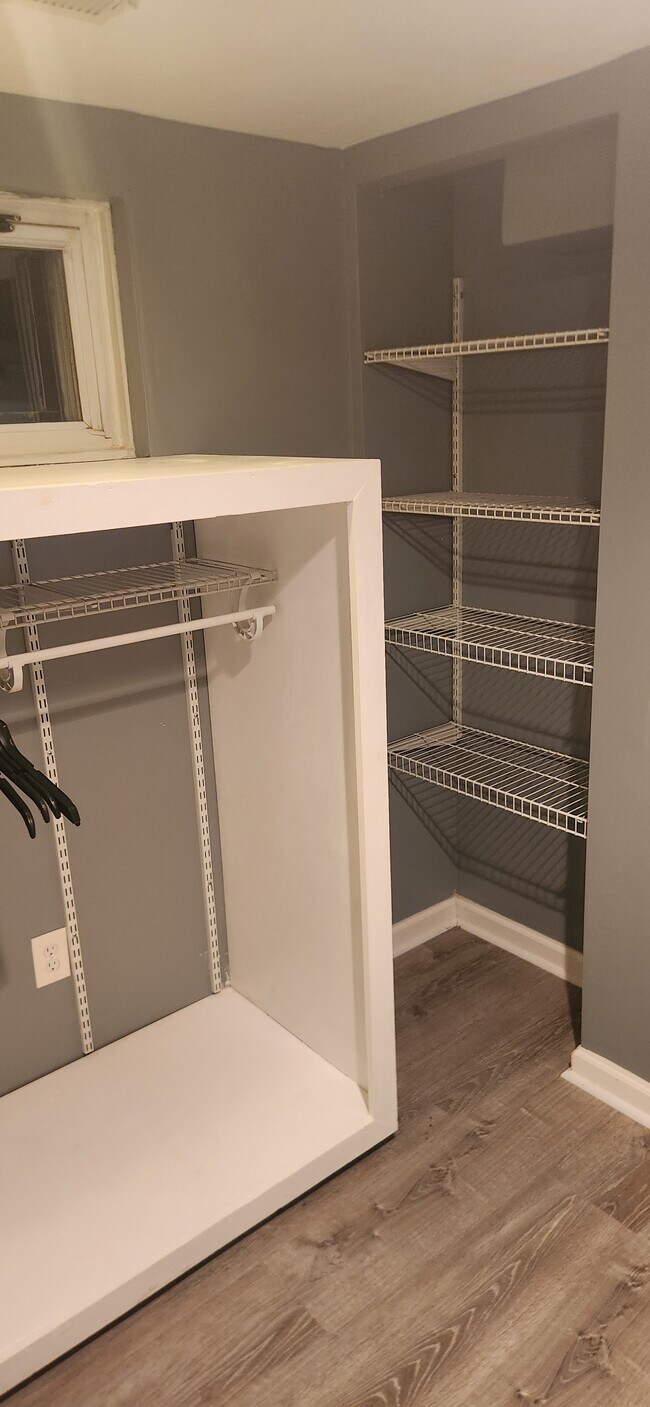 1005 30th St SE unit Private Basement Stu, Washington, DC 20019 - photo 6