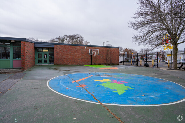 The Morse School in Cambridge has an overall rating of A- on Niche.