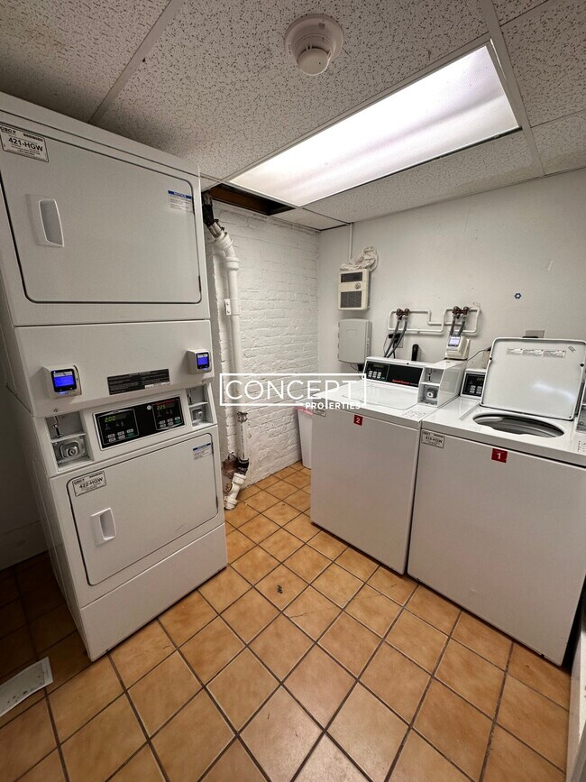 19 Peterborough St unit 12B, Boston, MA 02215 - photo 6