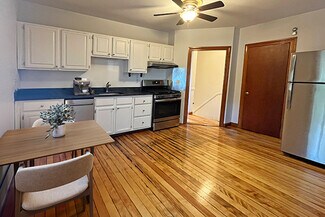252 River St Unit 1, Waltham, MA 02453