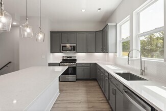 413 Prine Place Unit 14, Charlotte, NC 28213