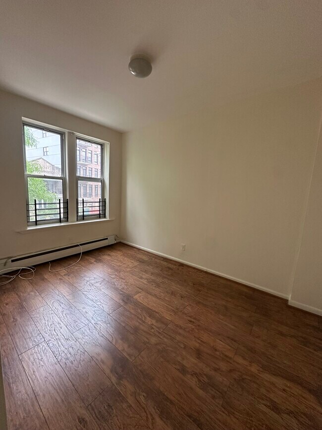 279 Sullivan Place Unit 2nd Fl Front, Brooklyn, NY 11225