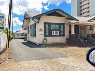 1231 Alexander St, Honolulu, HI 96826