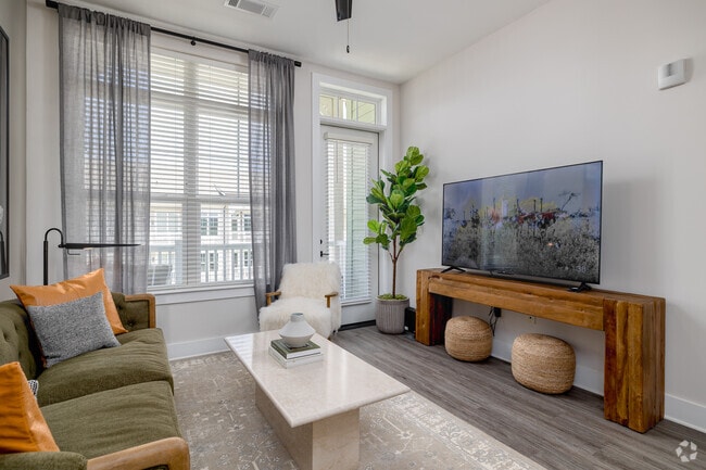 2BR, 2BA - 1,174SF - Living Room