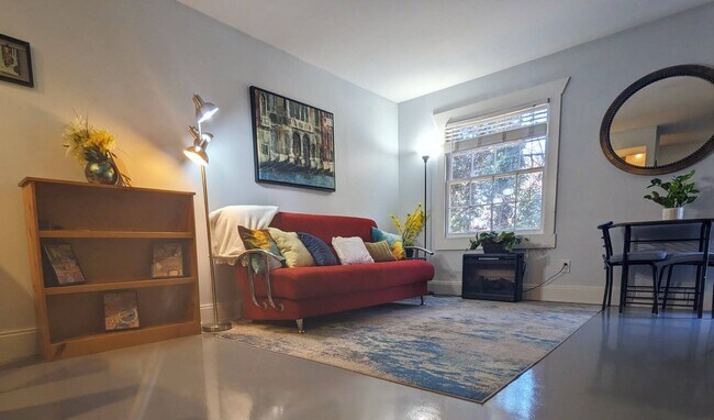 636 Chipley Ave unit 5, Charlotte, NC 28205 - photo 2