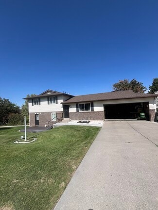 2122 Colonial Ln Unit Upstairs, Pocatello, ID 83201