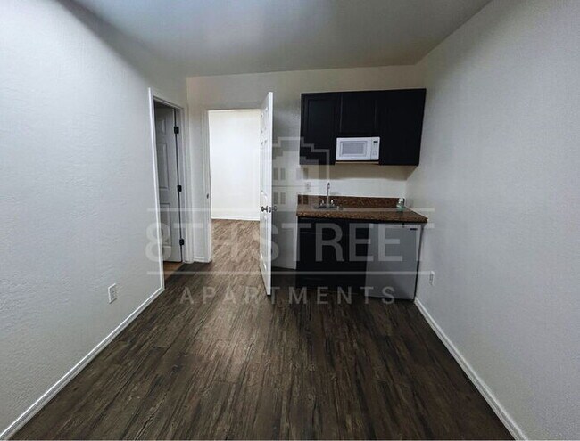 3333 W 8th St unit d d10, Thatcher, AZ 85552 - photo 7