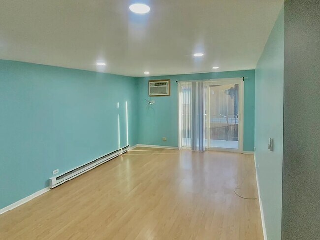 Oak Field West unit 413C, Chicago, IL 60707 - photo 2