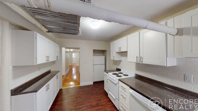 7 Mt Hood Rd, Boston, MA 02135 - photo 3