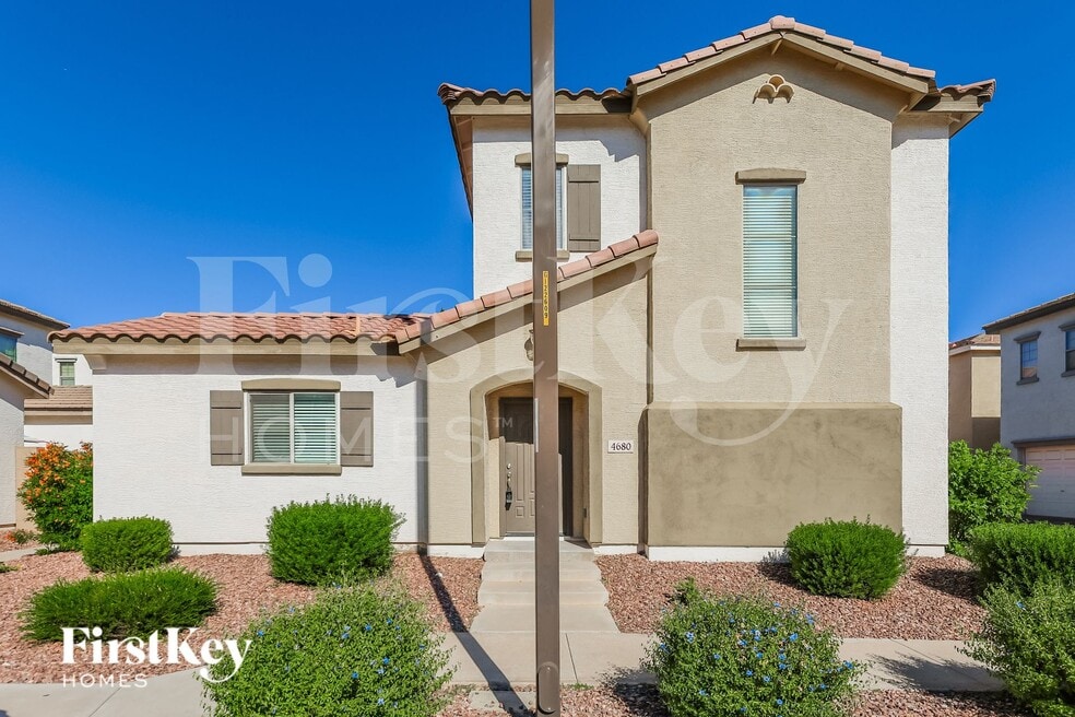 4680 E Laurel Ave, Gilbert, AZ 85234 - photo 1