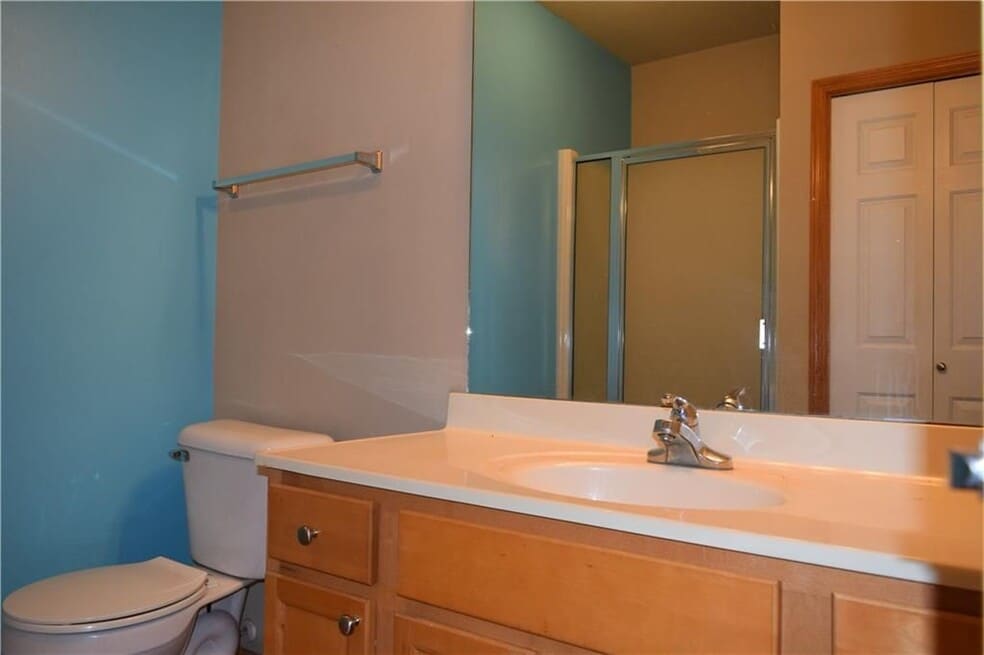 1815 SW White Birch Cir unit 5, Ankeny, IA 50023 - photo 1