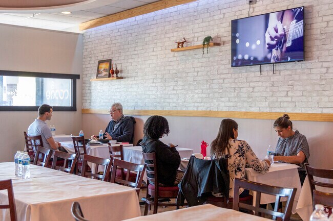 Pa Lian is the only Burmese restaurant in Southeast Wheaton.