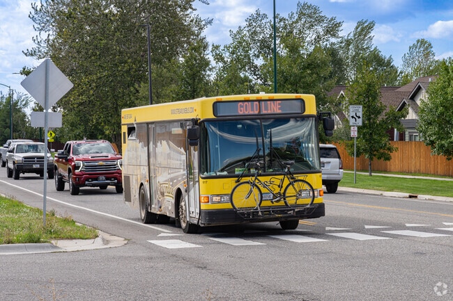 Bozeman Ponds residents can get around town on the Streamline Gold Line bus.
