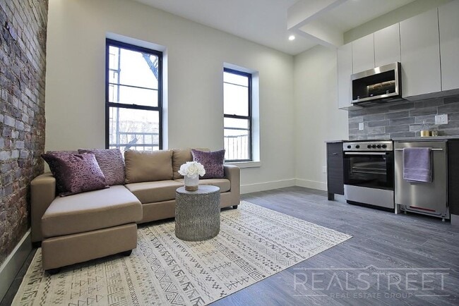 1159 St Johns Place unit 2B, Brooklyn, NY 11213 - photo 2