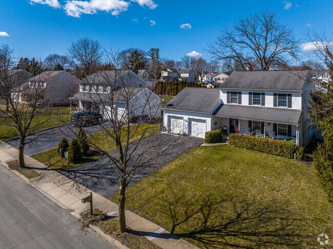 Many homes in Alpha feature charming front porches.
