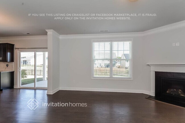 7532 Poplar Meadow Ln, Raleigh, NC 27616 - photo 4