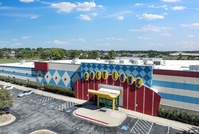 Lowell Fast Lane Entertainment 3of6