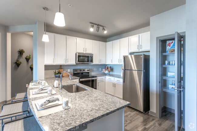 2BR, 2BA - B2 - 1242 SF