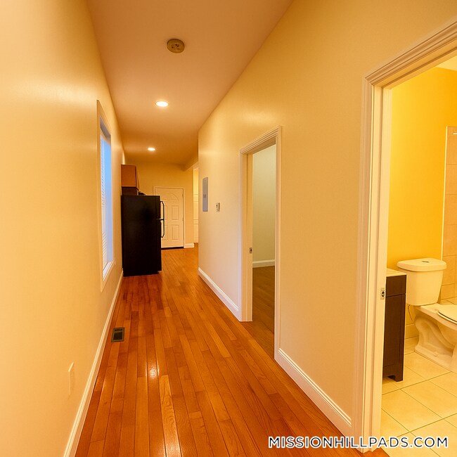 7 North Ave unit 1, Roxbury, MA 02119 - photo 7
