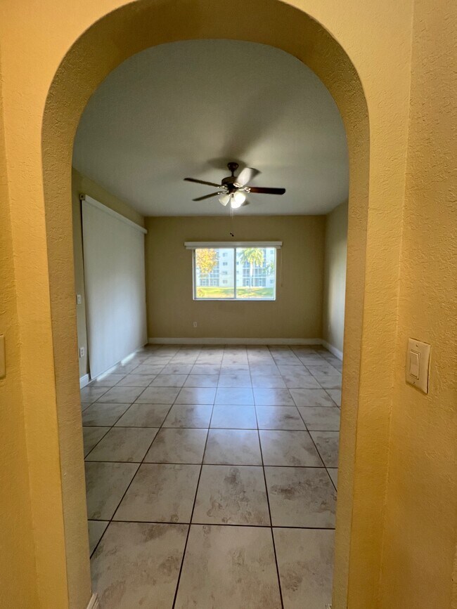 Captiva Doral Isles unit 103, Doral, FL 33178 - photo 4