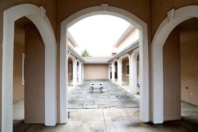 2903 Clover Way, Columbia, MO 65201 - photo 2