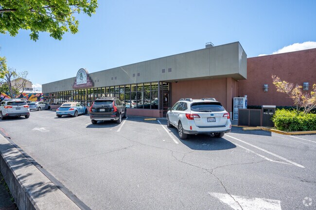 Convenient shopping at Bianchini's Market in downtown Alder Manor.