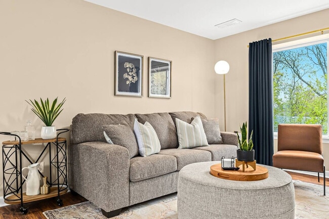 18435 Sharon Ln unit ID1032346P, Roseville, MI 48066 - photo 4