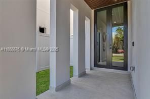 921 NE 17th Terrace, Fort Lauderdale, FL 33304 - photo 3