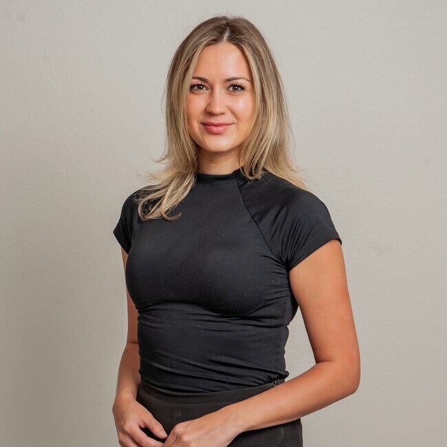 Agent Photo