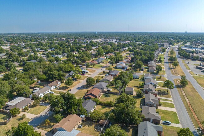 Winding through Mayview’s charming streets, spacious lots and mature trees create a serene, park-like setting that residents love to call home.