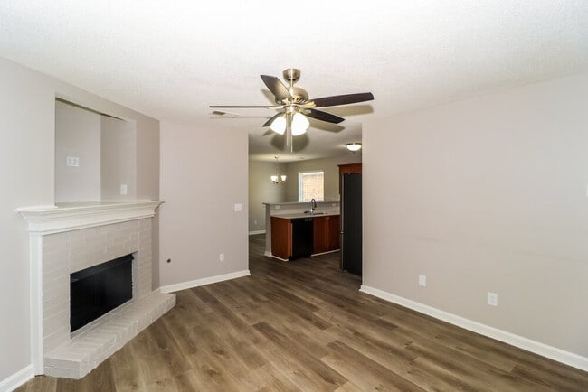 1497 Pemberton Ln, Cordova, TN 38016 - photo 5