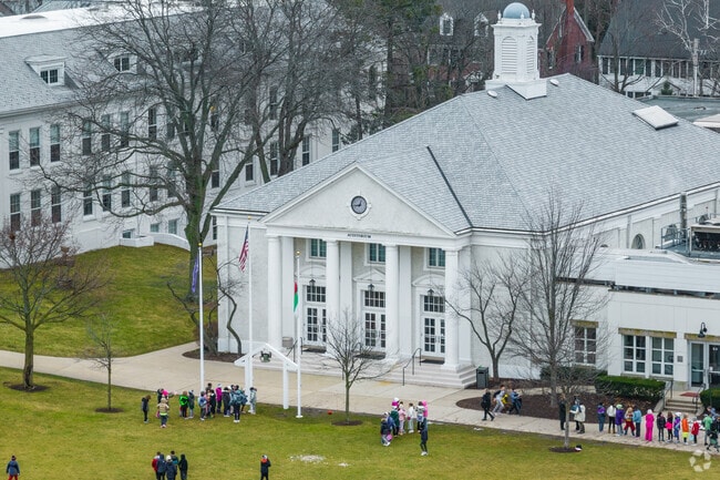 North Shore Country Day is an excellent school for students of all ages.