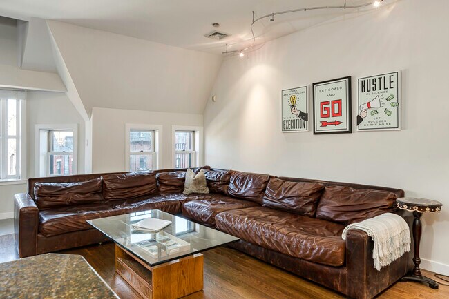 252 Newbury St unit 5, Boston, MA 02116 - photo 4