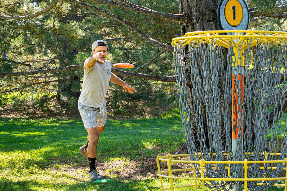 NH_Stonehenge_543111_P2_V1_AS_101124