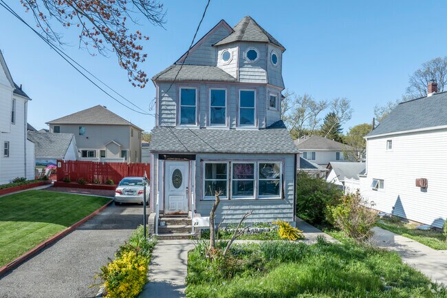 New Dorp Beach housing still reflects the established feel of the enclave.