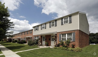 422 Meadow Dr, Camp Hill, PA 17011