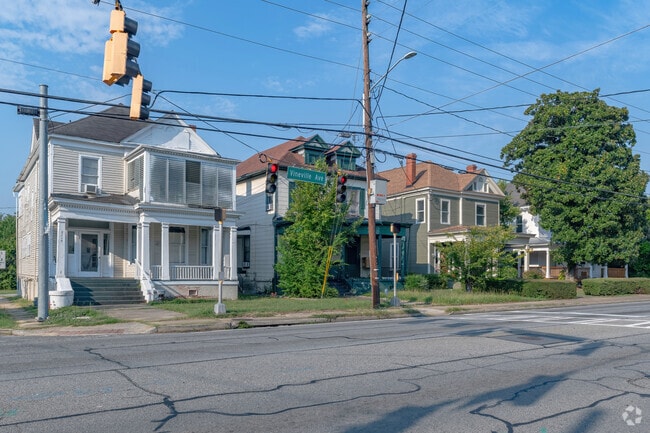 The Vineville Historic District includes many stately homes divided into apartment living.