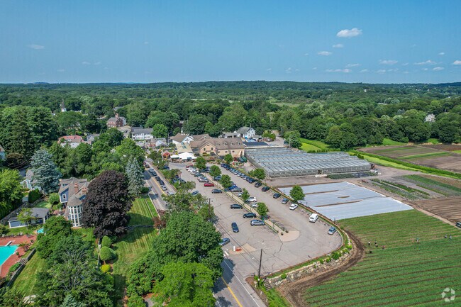 Wilson Farm in Follen Heights is the perfect place to visit during the spring.