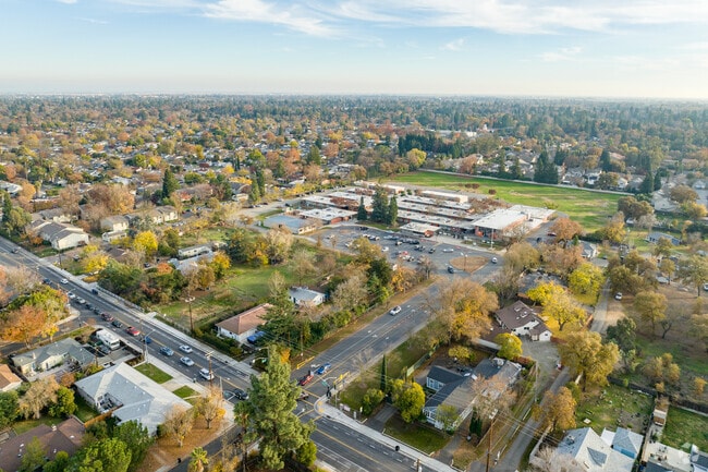 Thomas Edison Elementary School is located in Arden Manor.