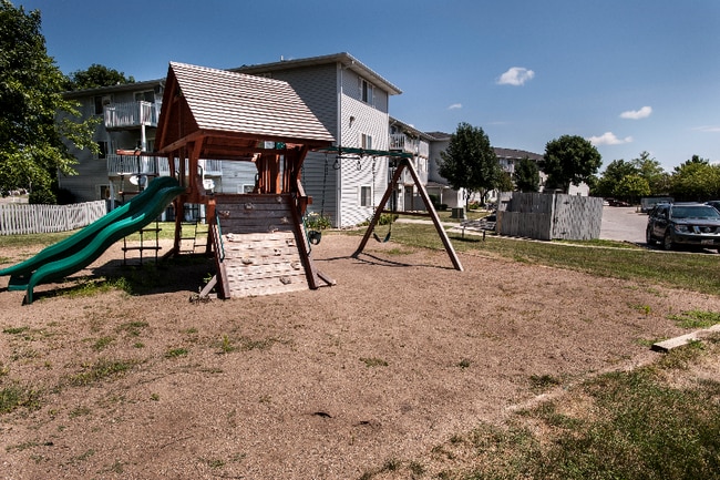 Centennial Place Apartments, Altoona, IA 50009 - photo 3