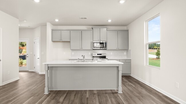 924 Stow Ln, Monroe, GA 30655 - photo 4