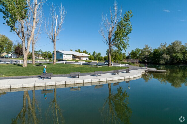 Enjoy a relaxing walk around Salem Pond, located in the Salem neighborhood.