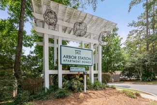 619-643 Arbor Station Ln, Tallahassee, FL 32312