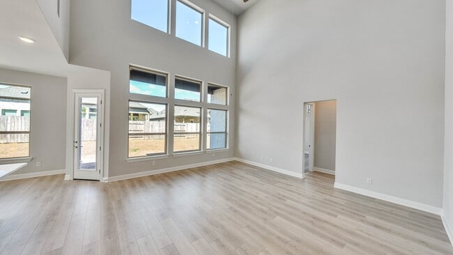 1824 Lazy Grove Bend, Leander, TX 78641 - photo 4