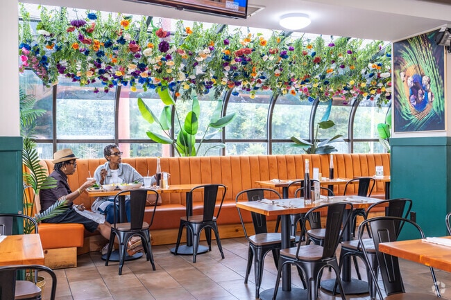 Home Sweet Home Café near Lucille Park serves fantastic food.