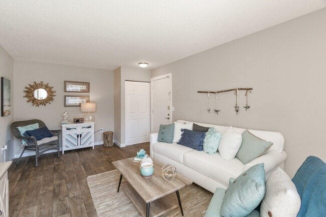 Lakeside Crossing at Eagle Creek Apartments and Townhomes, Indianapolis, IN 46254 - photo 6