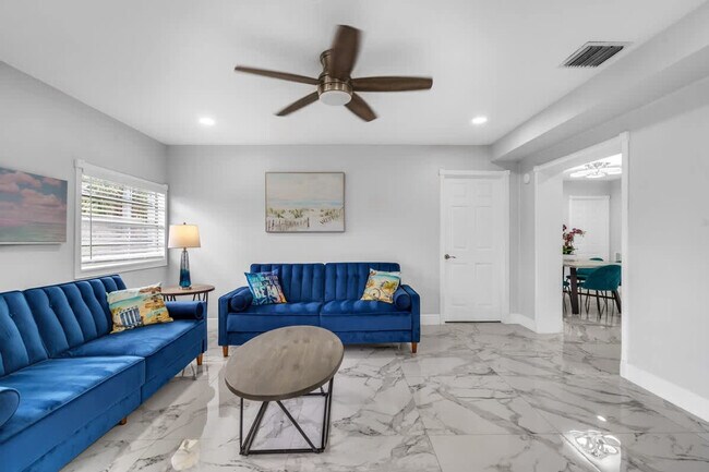 340 SE 3rd Ct unit ID1372344P, Deerfield Beach, FL 33441 - photo 4