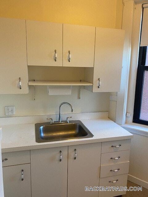 504 Beacon St unit 25, Boston, MA 02115 - photo 3