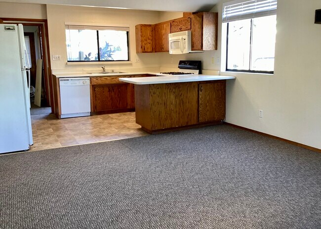 681 37th Ave unit Private DuplexB, Santa Cruz, CA 95062 - photo 6